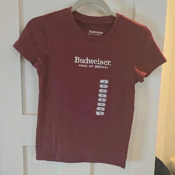 Budweiser Maroon Graphic Tee - Picture 1 of 3